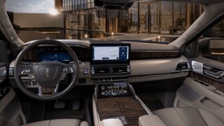 2024 Lincoln Lincoln Navigator Internal Image 2